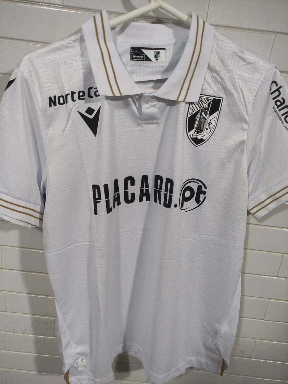 Camisola Vitória SC  * * Preço fixo * *